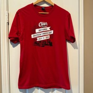 Raising Cane's Red T-Shirt Crew Medium 2018 National Chicken Finger Day